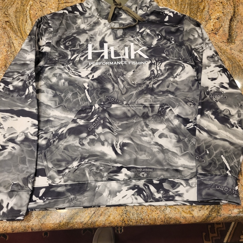 Huk Hoodie